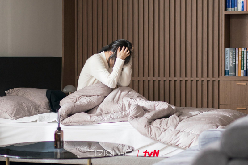 cuplikan drama Our Unwritten Seoul
